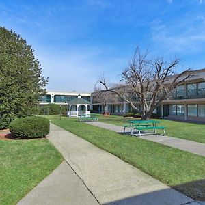 Ramada By Wyndham Pikesville/Baltimore North
